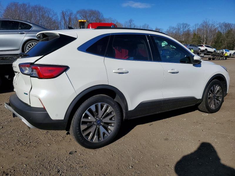 Photo 3 from auction – 2020 FORD ESCAPE with VIN 1FMCU9J90LUB17413