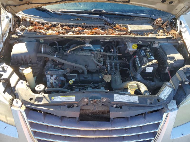 Photo 12 from auction – 2008 CHRYSLER TOWN & COU with VIN 2A8HR54P28R731195
