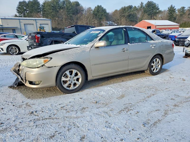 TOYOTA CAMRY LE 2005 with VIN 4T1BE30K85U536929 - Photo from auction