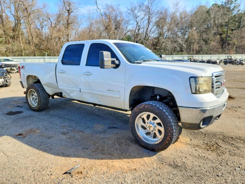 Photo 4 from auction – 2013 GMC SIERRA K25 with VIN 1GT121C87DF145058