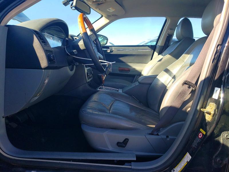 Photo 7 from auction – 2005 CHRYSLER 300C with VIN 2C3AA63H95H658459