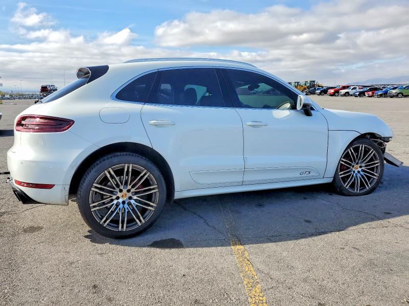 Photo 3 from auction – 2018 PORSCHE MACAN GTS with VIN WP1AG2A52JLB64726