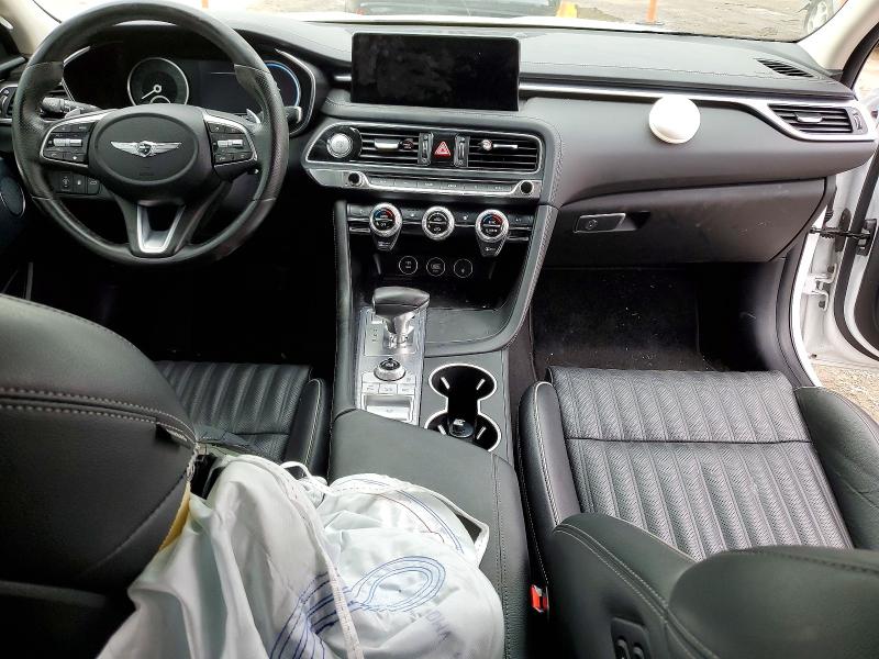 Photo 8 from auction – 2022 GENESIS G70 BASE with VIN KMTG34TA9NU102156