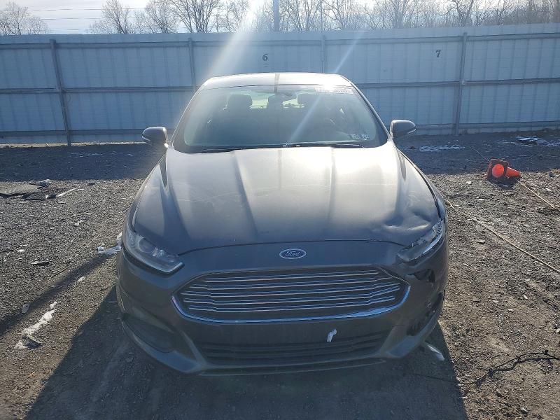 Photo 5 from auction – 2015 FORD FUSION with VIN 3FA6P0HD6FR172528
