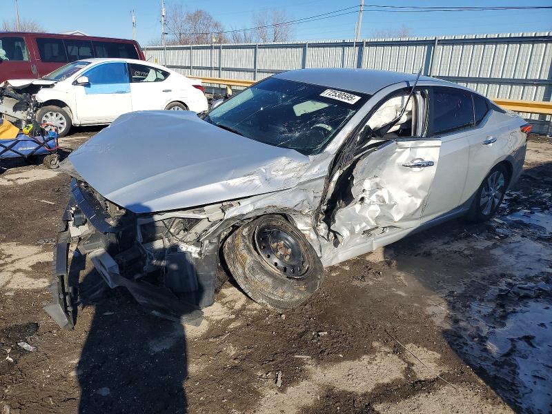 NISS ALTIMA 2020 with VIN 1N4BL4BV7LC159557 - Photo from auction