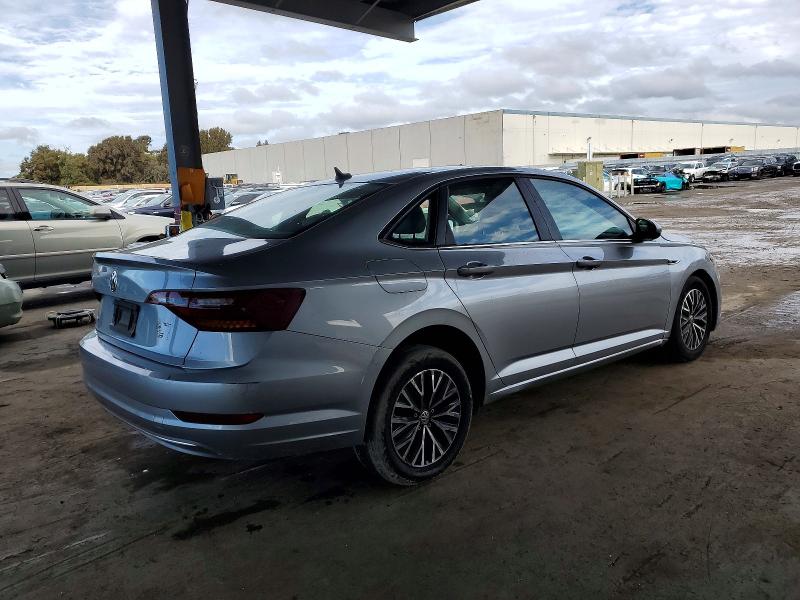 Photo 3 from auction – 2019 VOLKSWAGEN JETTA SEL with VIN 3VWE57BU2KM251566