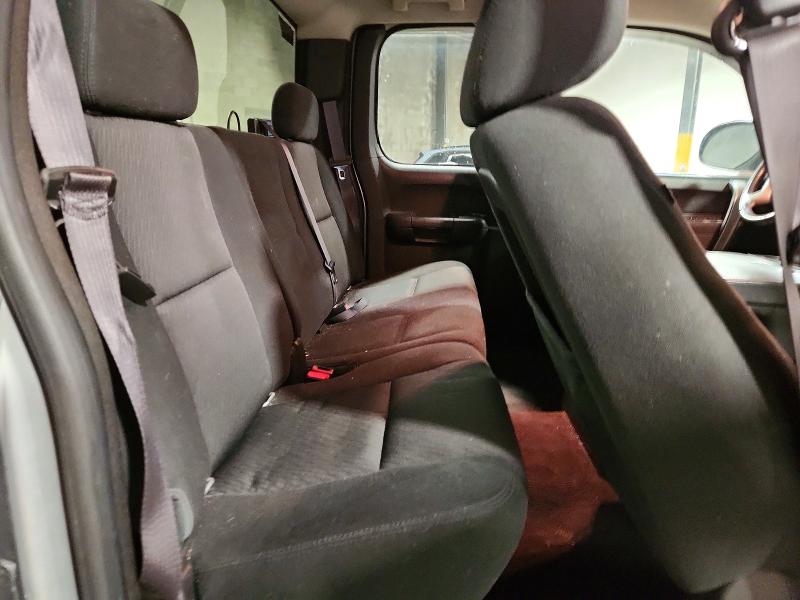 Photo 10 from auction – 2013 CHEVROLET SILVERADO with VIN 1GCRKSE76DZ226015