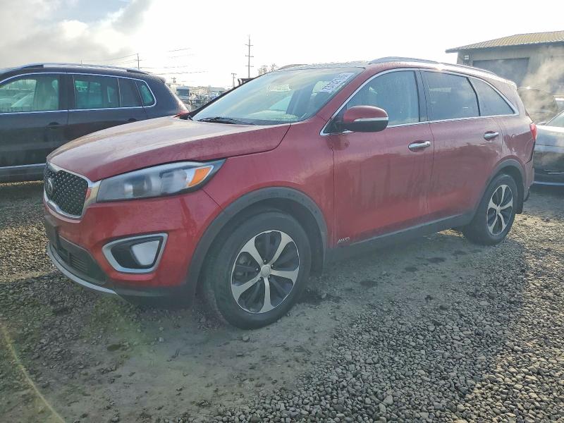 KIA SORENTO EX 2018 with VIN 5XYPHDA14JG382843 - Photo from auction