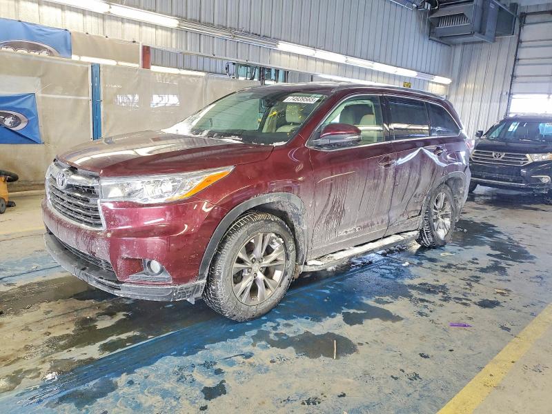 TOYOTA HIGHLANDER 2015 with VIN 5TDKKRFH3FS081473 - Photo from auction
