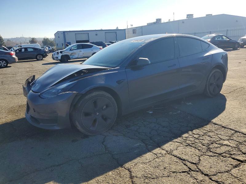 TESLA MODEL 3 2023 with VIN 5YJ3E1EA4PF568561 - Photo from auction