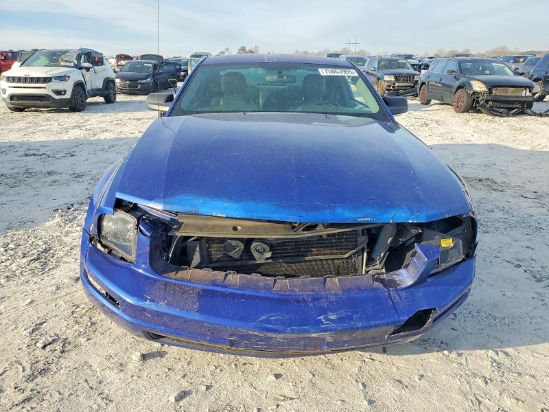Photo 5 from auction – 2005 FORD MUSTANG with VIN 1ZVHT80N155250018