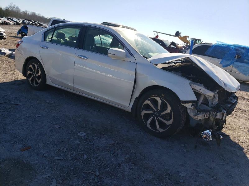 Photo 4 from auction – 2016 HONDA ACCORD with VIN 1HGCR2F79GA212159