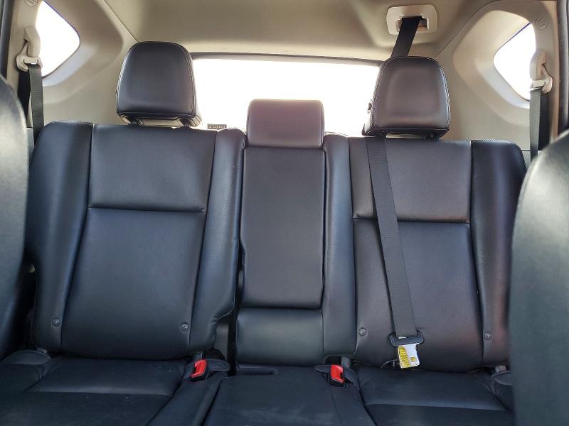 Photo 10 from auction – 2014 TOYOTA RAV4 LIMIT with VIN 2T3DFREV3EW135002
