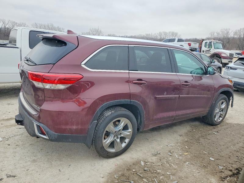Photo 3 from auction – 2019 TOYOTA HIGHLANDER with VIN 5TDDZRFH6KS956365