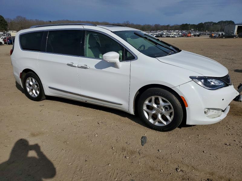 Photo 4 from auction – 2020 CHRYSLER PACIFICA with VIN 2C4RC1EGXLR138682