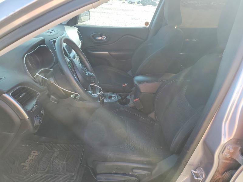 Photo 7 from auction – 2019 JEEP CHEROKEE with VIN 1C4PJLCB2KD357900