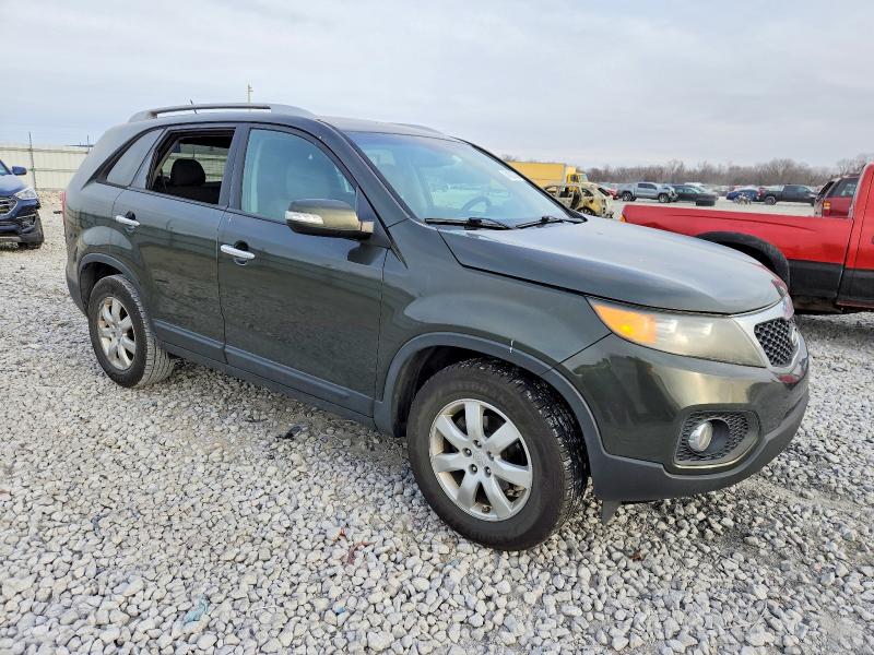 Photo 4 from auction – 2011 KIA SORENTO BA with VIN 5XYKT3A13BG108182