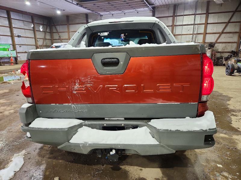 Photo 6 from auction – 2002 CHEVROLET AVALANCHE with VIN 3GNEK13T22G278562