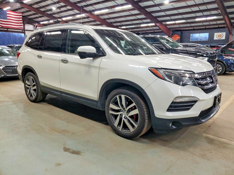 Photo 4 from auction – 2016 HONDA PILOT TOUR with VIN 5FNYF6H93GB054508