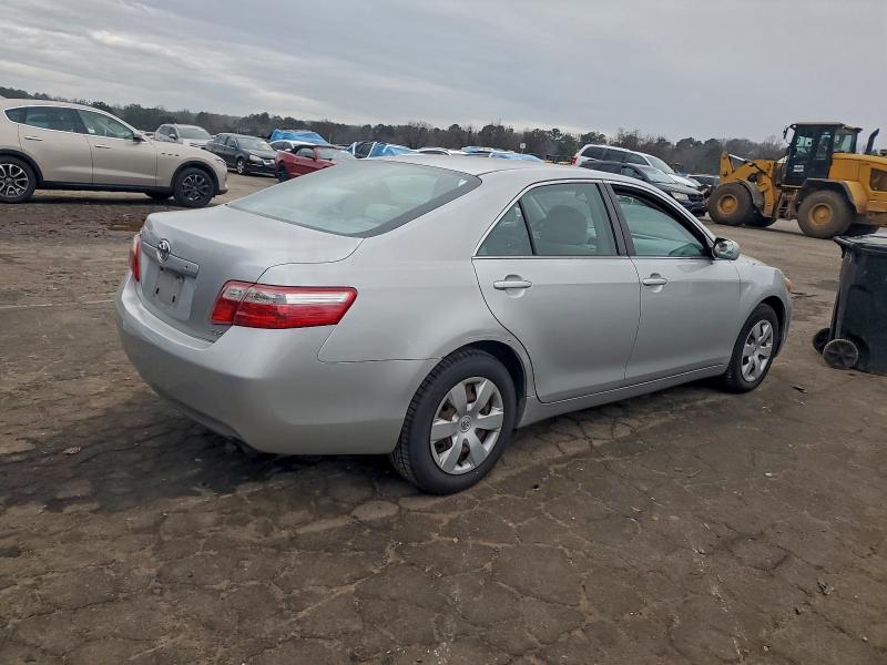 Photo 3 from auction – 2007 TOYOTA CAMRY CE with VIN 4T1BE46K27U547585