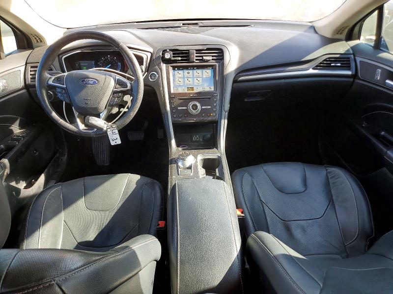 Photo 8 from auction – 2019 FORD FUSION with VIN 3FA6P0RU8KR272946