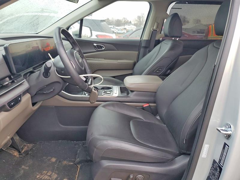 Photo 7 from auction – 2025 KIA CARNIVAL E with VIN KNDNC5K32S6465557