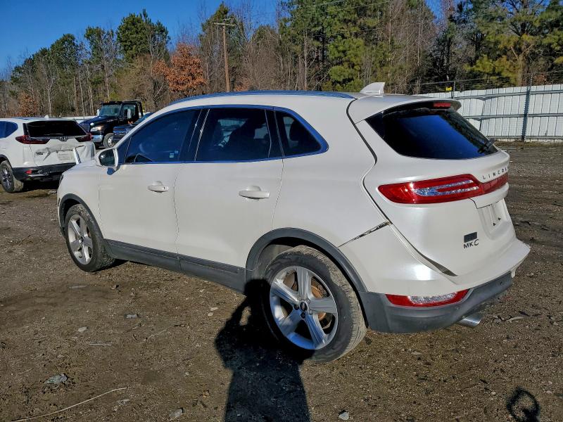 Photo 2 from auction – 2015 LINCOLN MKC with VIN 5LMCJ1A98FUJ24914