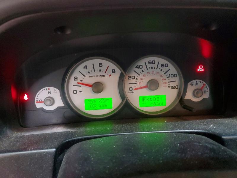 Photo 9 from auction – 2005 FORD ESCAPE with VIN 1FMCU94125KB63085