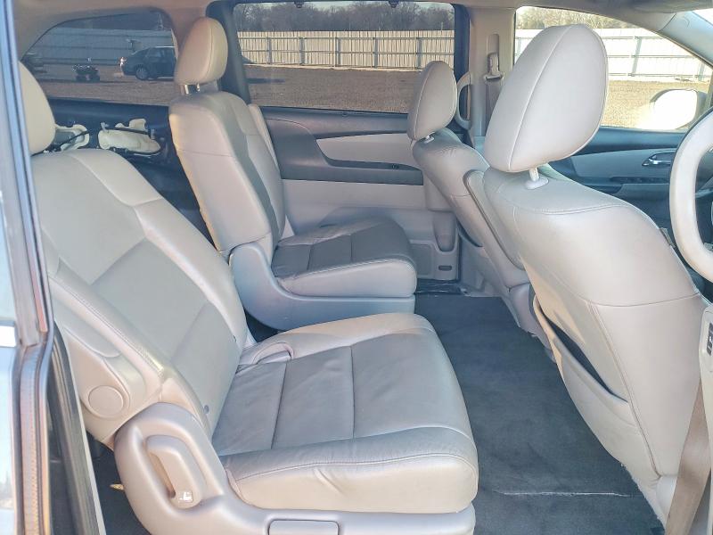 Photo 11 from auction – 2015 HONDA ODYSSEY with VIN 5FNRL5H66FB123915