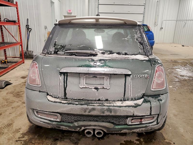 Photo 6 from auction – 2011 MINI COOPER S with VIN WMWSV3C52BTY13213