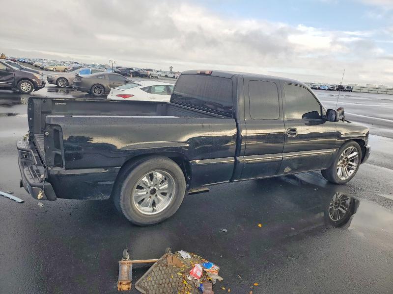 Photo 3 from auction – 2004 GMC NEW SIERRA with VIN 2GTEC19T941211532