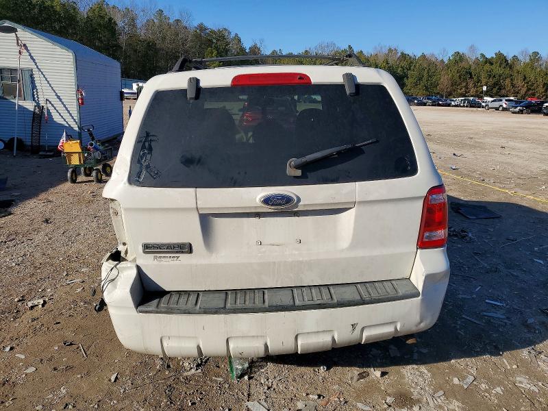 Photo 6 from auction – 2009 FORD ESCAPE with VIN 1FMCU03G59KA07887