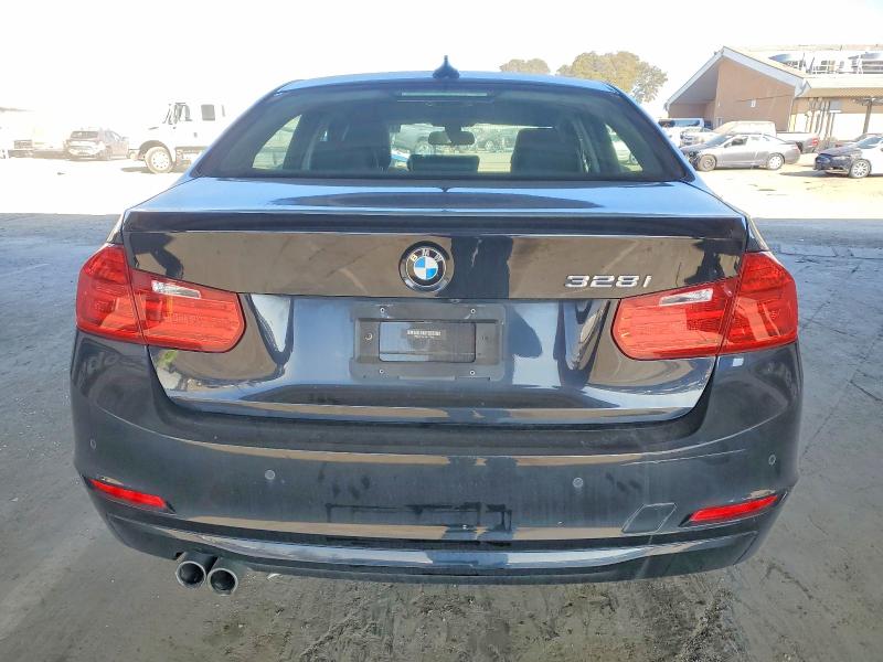 Photo 6 from auction – 2015 BMW 328 I SULE with VIN WBA3C1C57FK117960