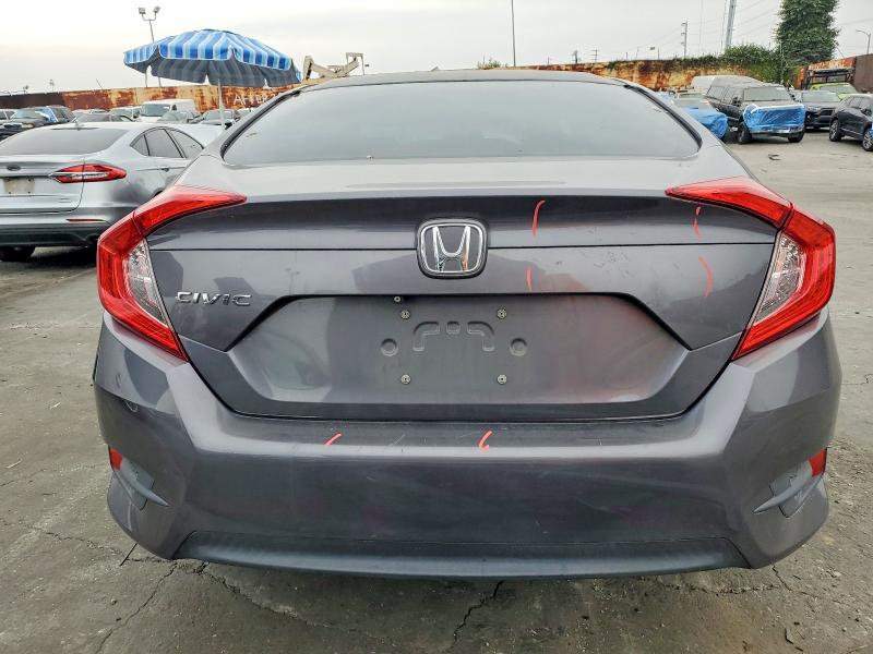 Zdjęcie 6 z aukcji – 2017 HONDA CIVIC LX z VIN 2HGFC2F55HH533079