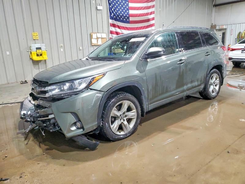 TOYOTA HIGHLANDER 2017 with VIN 5TDDZRFH9HS371711 - Photo from auction