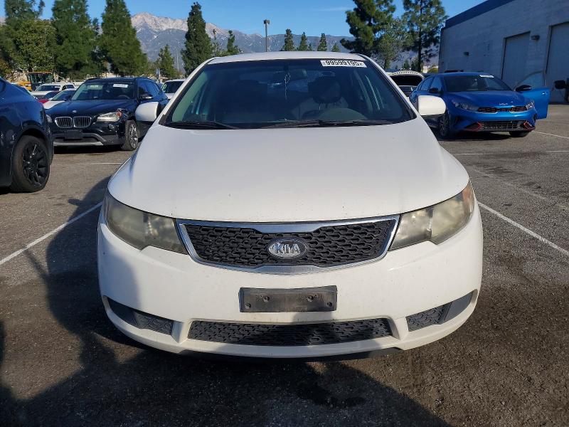 Photo 5 from auction – 2013 KIA FORTE LX with VIN KNAFT4A2XD5677703