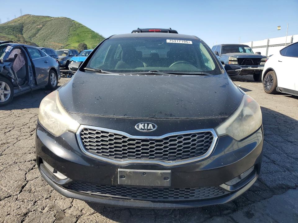 Photo 5 from auction – 2016 KIA FORTE with VIN KNAFK5A81G5630593