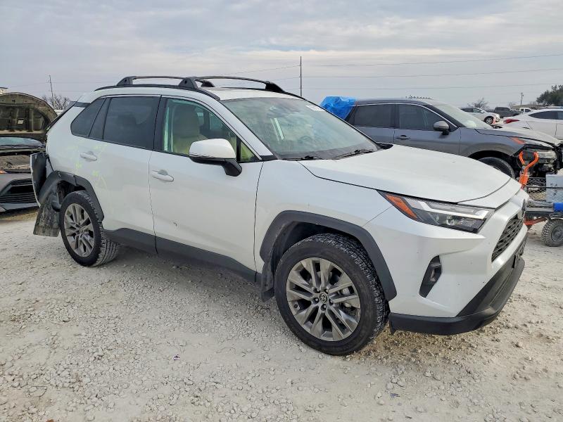 Photo 4 from auction – 2023 TOYOTA RAV4 with VIN 2T3C1RFV7PW287442