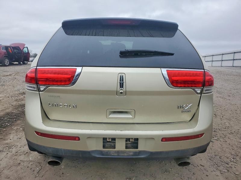 Photo 6 from auction – 2011 LINCOLN MKX with VIN 2LMDJ8JK0BBJ33887
