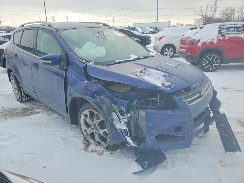 Photo 4 from auction – 2015 FORD ESCAPE with VIN 1FMCU0J97FUC87834