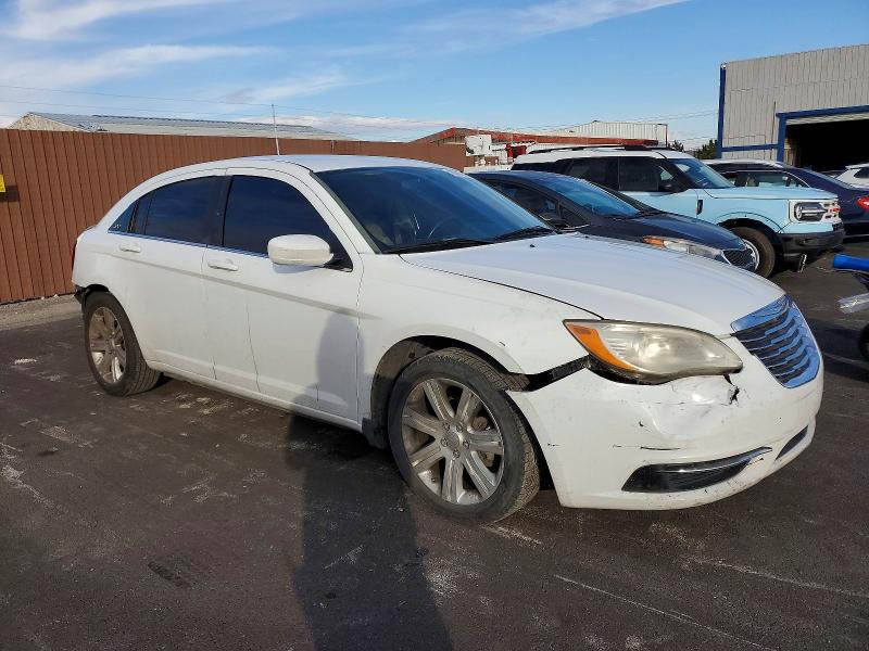 Photo 4 from auction – 2012 CHRYSLER 200 with VIN 1C3CCBBB6CN298712