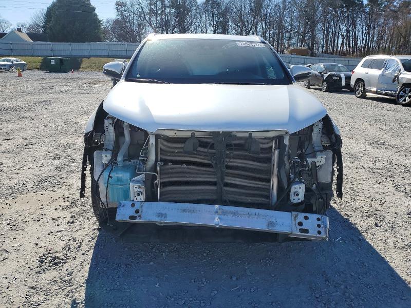 Photo 5 from auction – 2019 TOYOTA HIGHLANDER with VIN 5TDDZRFHXKS985299