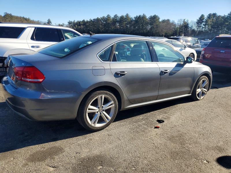 Photo 3 from auction – 2014 VOLKSWAGEN PASSAT SE with VIN 1VWBH7A39EC009902