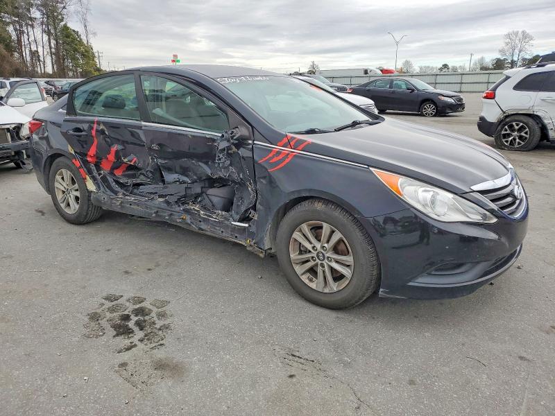 Photo 4 from auction – 2014 HYUNDAI SONATA with VIN 5NPEB4AC9EH887494