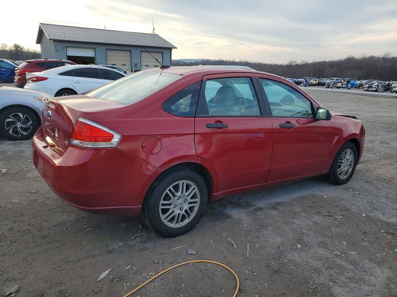 Photo 3 from auction – 2011 FORD FOCUS SE with VIN 1FAHP3FN5BW132499