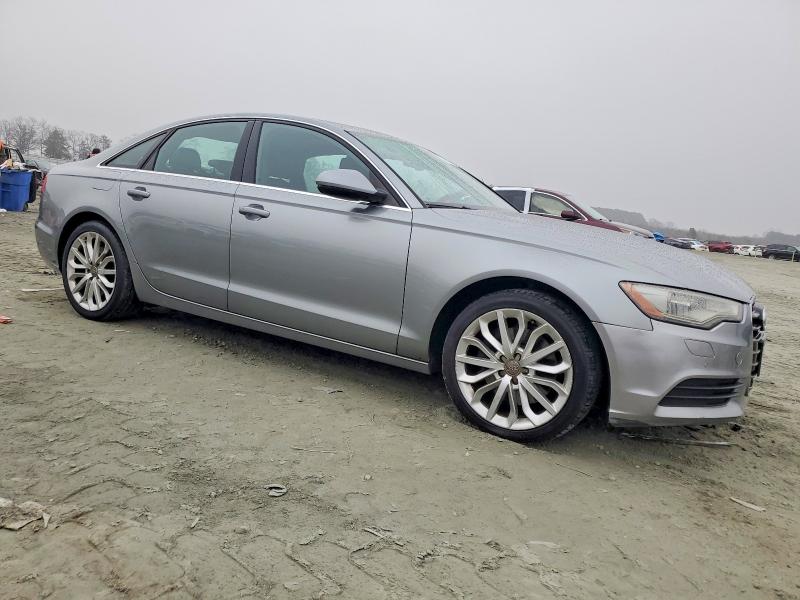 Zdjęcie 4 z aukcji – 2014 AUDI A6 PREMIUM z VIN WAUFMAFC3EN017954