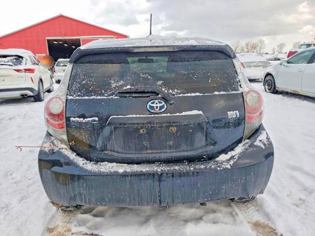 Photo 6 from auction – 2014 TOYOTA PRIUS C with VIN JTDKDTB34E1082208
