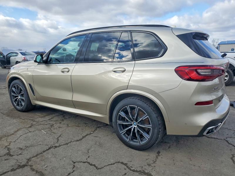 Photo 2 from auction – 2019 BMW X5 XDRIVE4 with VIN 5UXCR6C53KLL01908