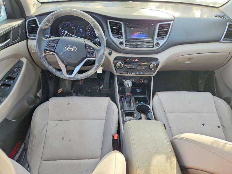 Photo 8 from auction – 2017 HYUNDAI TUCSON SE with VIN KM8J23A41HU394657