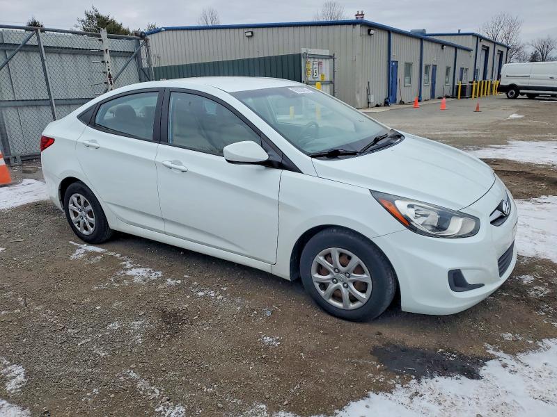 Photo 4 from auction – 2014 HYUNDAI ACCENT GLS with VIN KMHCT4AE2EU727383